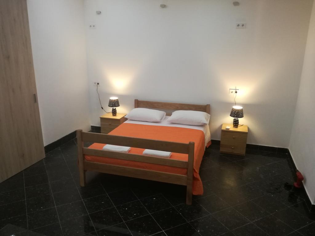 Apartments Feel Center ザダル エクステリア 写真